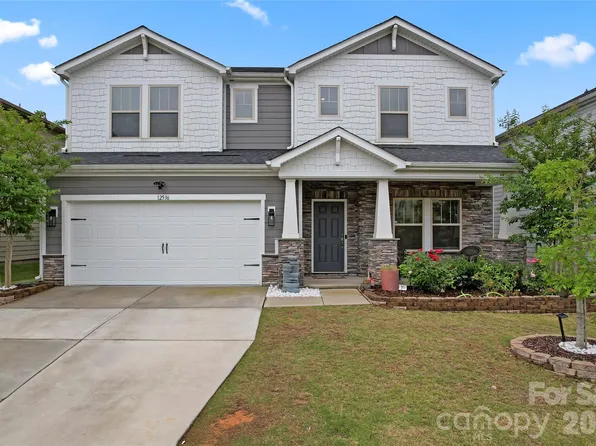 12536 Stoneybrook Station Pkwy, Huntersville, NC 28078