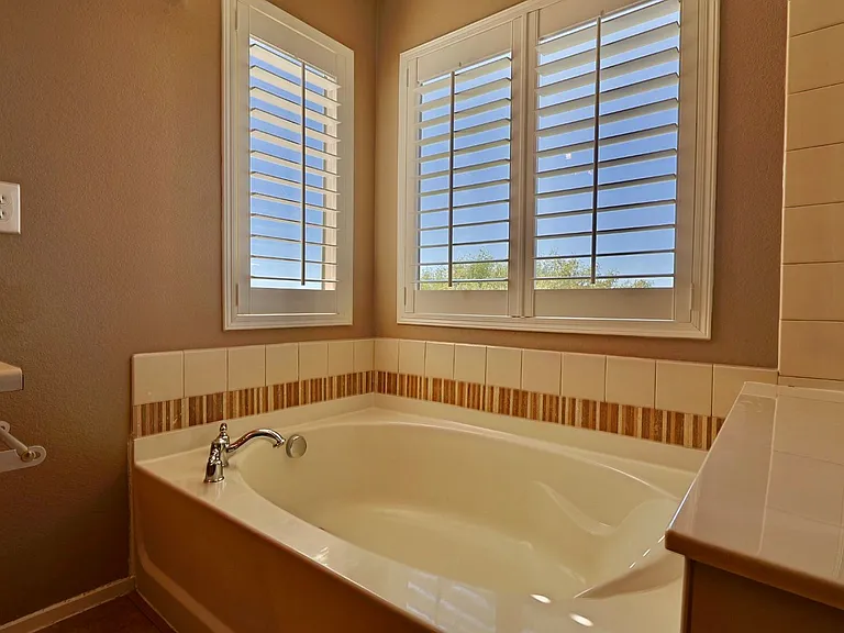 10643 Tray Mountain Ave — Photo 24