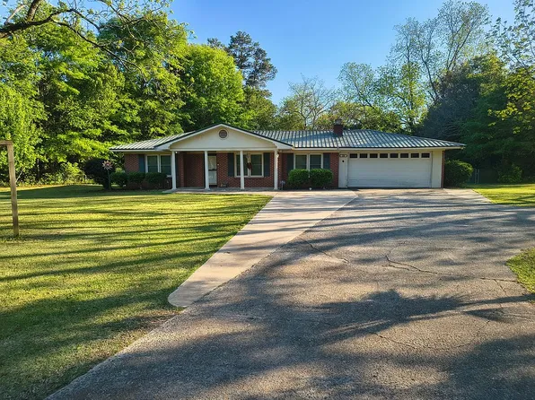 380 State Highway 96 E, Jeffersonville, GA 31044