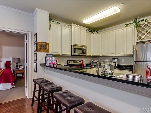 3rd image of 700 15th St Unit 1306