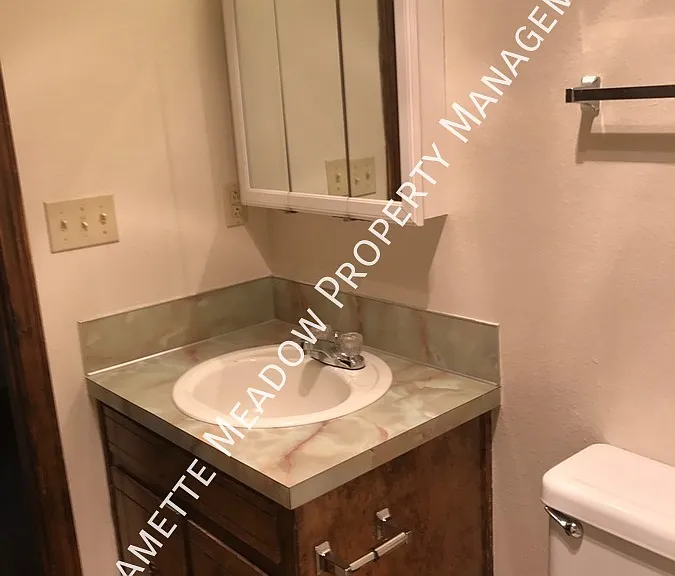 5439 Nicole Ct SE — Photo 12