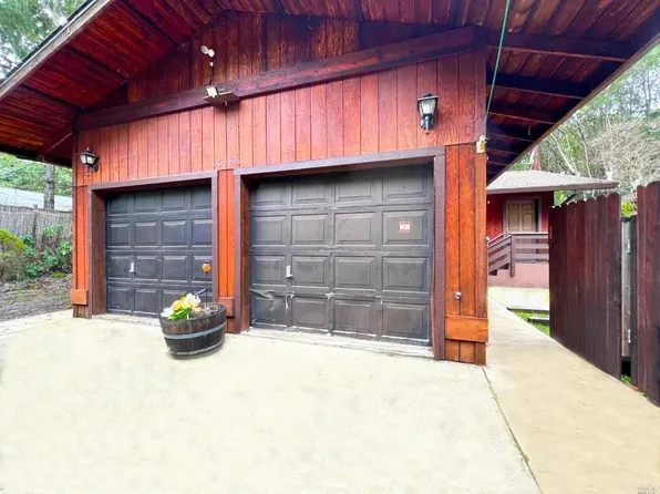 25888 Bear Lane, Willits, CA 95490
