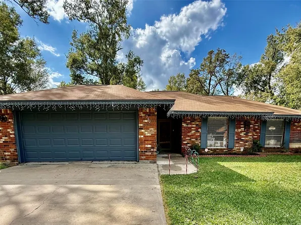 362 Bending Oaks Ln, Livingston, TX 77351