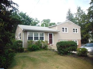 141 Greentree Rd, Turnersville, NJ 08012