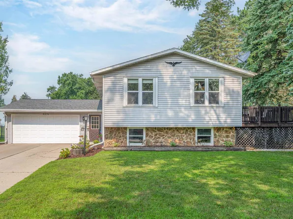 2276 Smithville Rd, Green Bay, WI 54313
