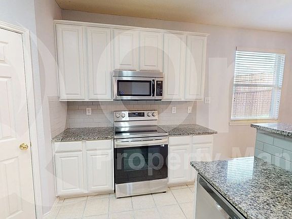 3rd image of 1113 Shadowridge Cir