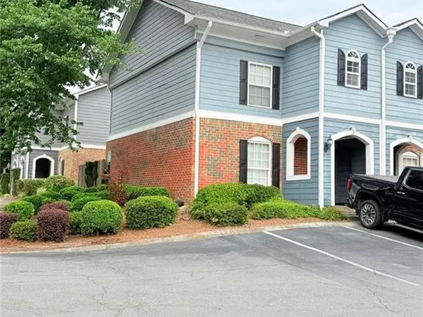 300 Summer Pl, Norcross, GA 30071