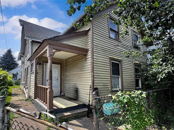 2060 W 44th St, Cleveland, OH 44102
