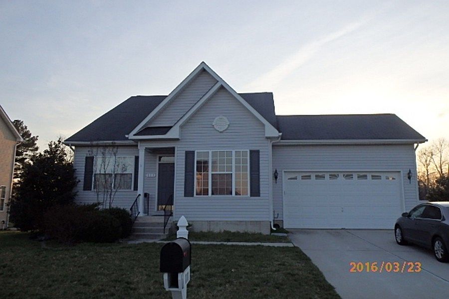 1st image of 111 Briarwood Cir