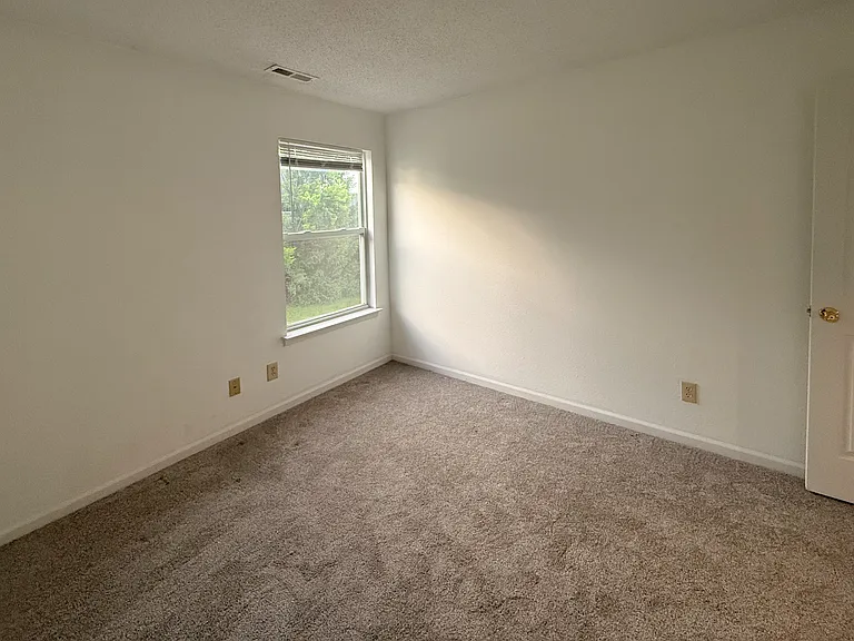 12754 Crescent Dr — Photo 26