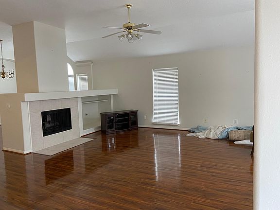 3rd image of 13011 Tyler Ln