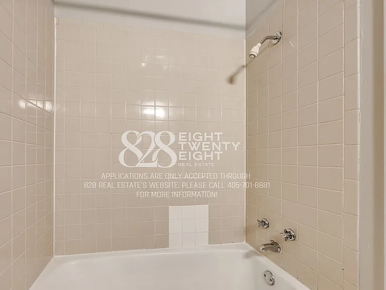 900 Halray Dr — Photo 14