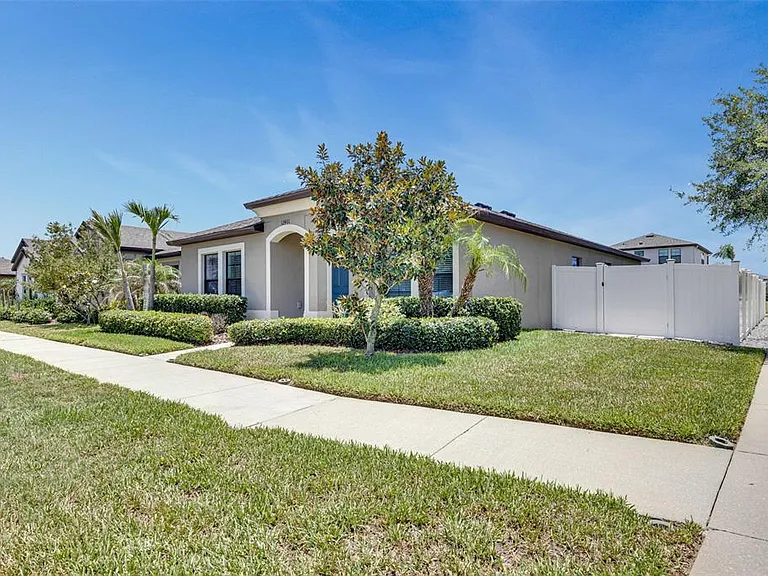 12401 Streambed Dr — Photo 31