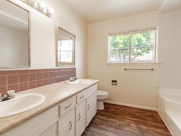 8022 Highway 271 S #C — Photo 12
