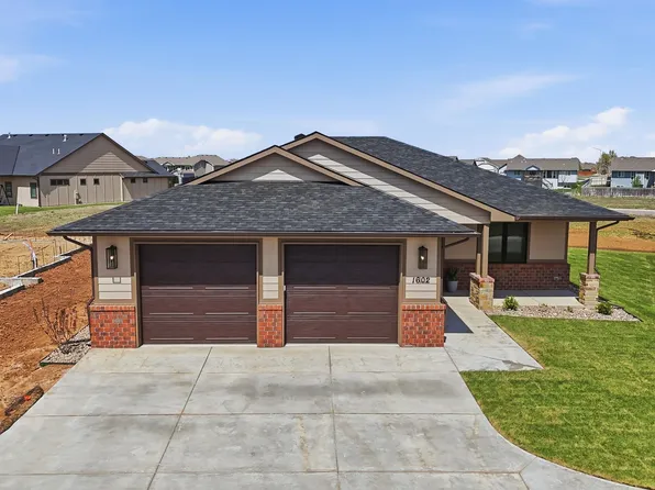 1602 S Dove Pl, Goddard, KS 67052