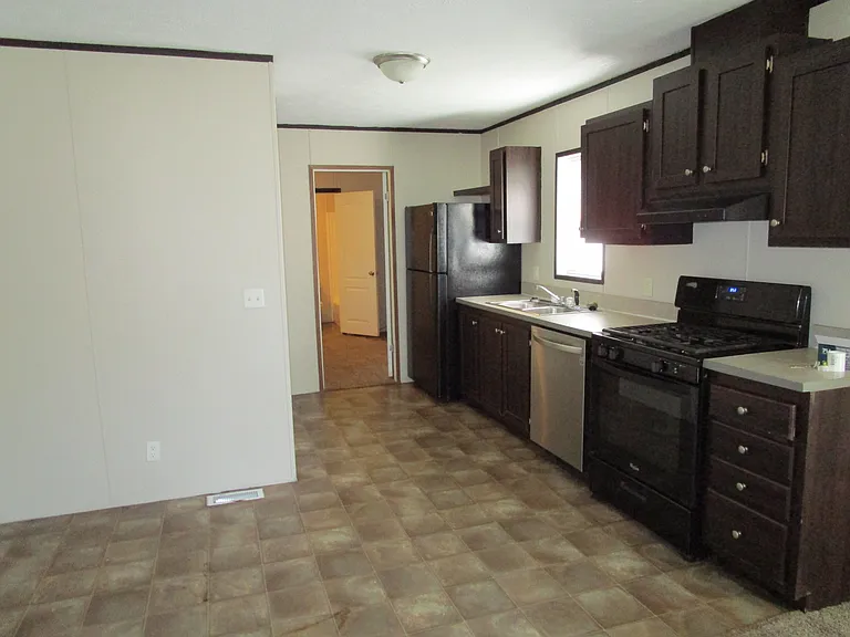 Pavilion Estates — Photo 15