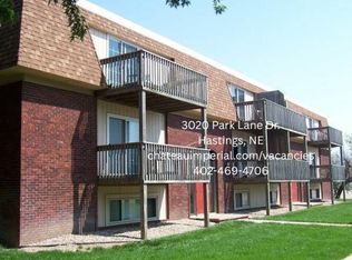 3020 Park Lane Dr APT 12, Hastings, NE 68901