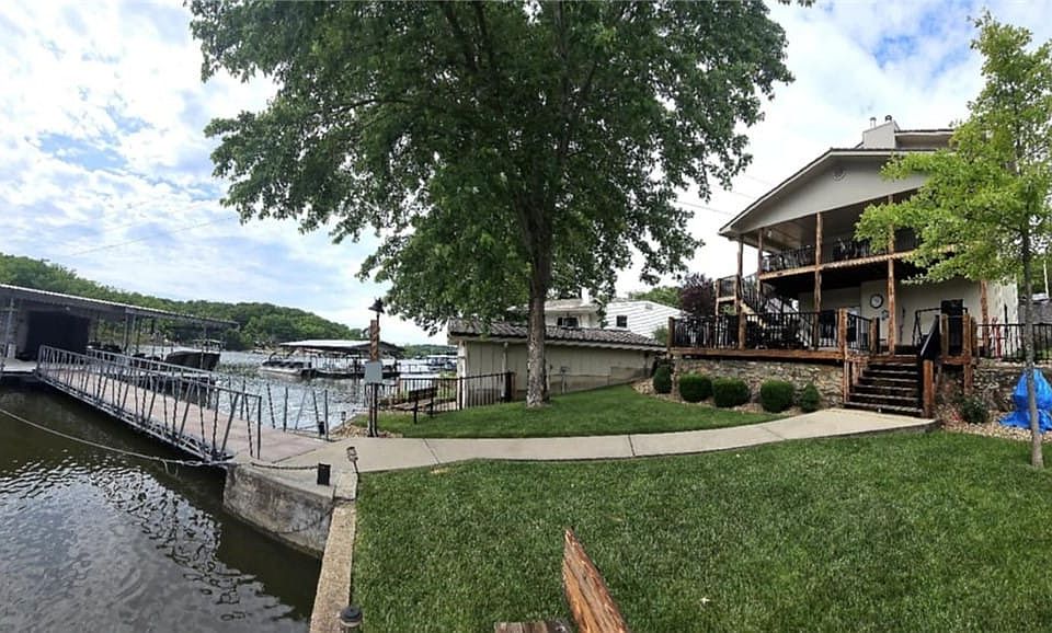 80' of Lakefront Beautifully Landscaped