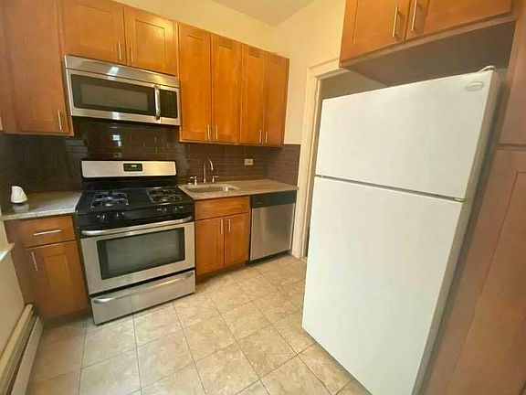 3rd image of 118-12 Queens Blvd #2B