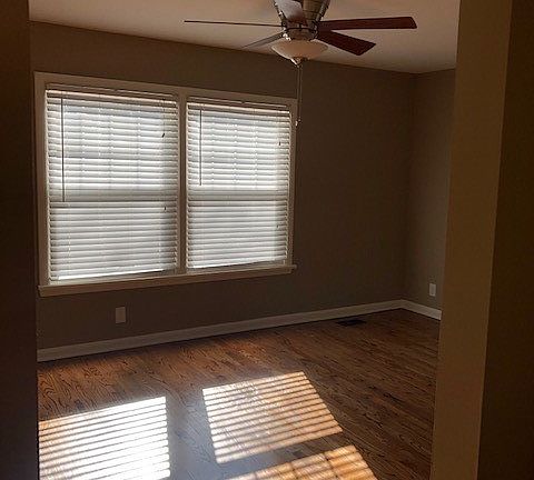3rd image of 2701 Grinstead Dr APT 2
