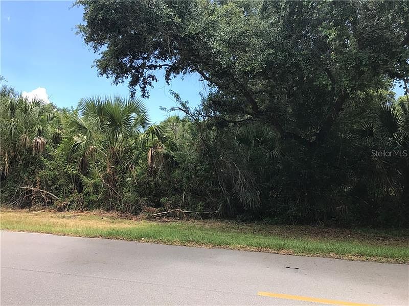 2nd image of 123 Birchcrest Blvd