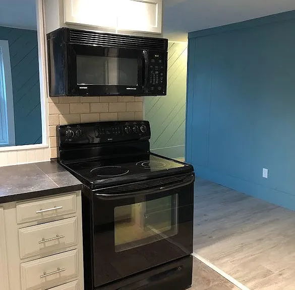 61 Elm St #2 — Photo 4