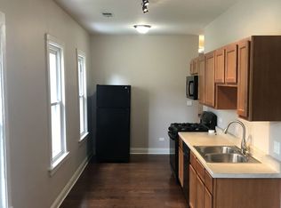 2245 W 21st St APT 1F, Chicago, IL 60608