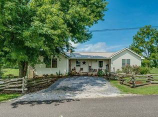 1384 Parker Rd, Sparta, TN 38583