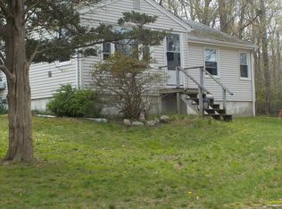 70 Maxson Hill Rd, Ashaway, RI 02804