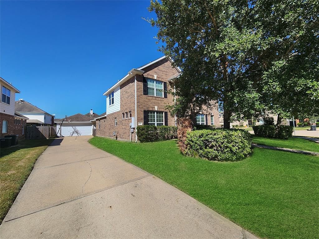12101 Amber Creek Dr, Pearland, TX 77584 MLS 31931114 Zillow
