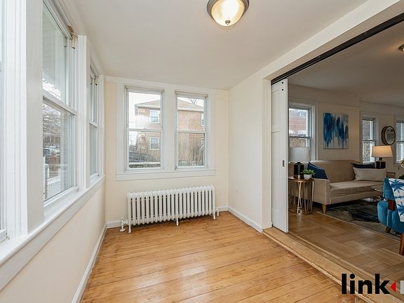 2nd image of 415 Quincy Ave