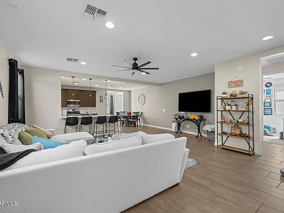 5th image of 4143 E APPALOOSA Road