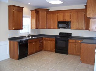 2000 Alton Ct, Lowell, NC 28098