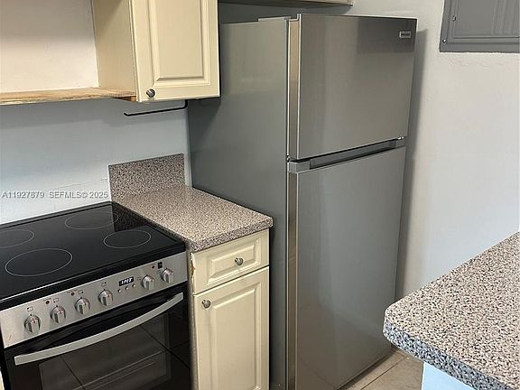 3rd image of 1514 Salzedo St APT 2