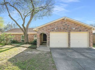 15806 La Avenida Dr, Houston, TX 77062