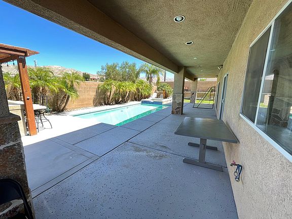 3rd image of 67952 Whitney Ct