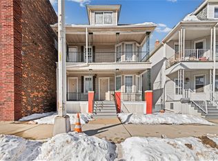 3321 Holbrook St, Hamtramck, MI 48212