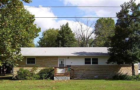 2nd image of 321 Howard St