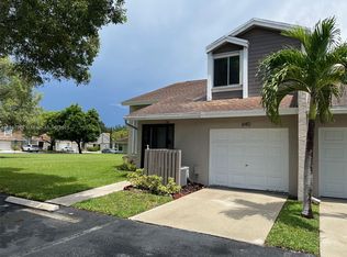 640 Woodgate Ln #A, Sunrise, FL 33326
