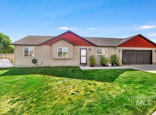 1011 Chisum Cir, Filer, ID 83328