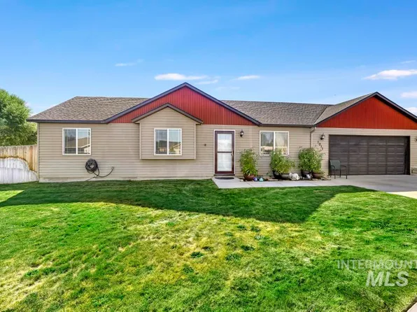 1011 Chisum Cir, Filer, ID 83328