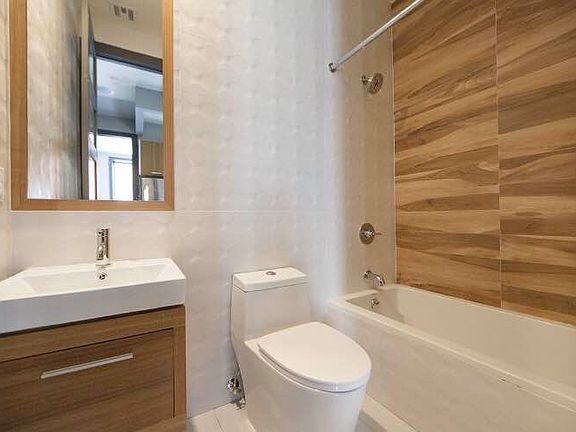 5th image of 125 Boerum St #3FB