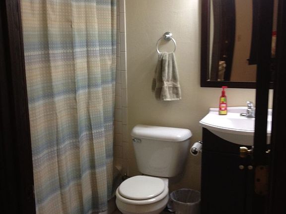 2nd image of 1636 N Van Buren St APT B