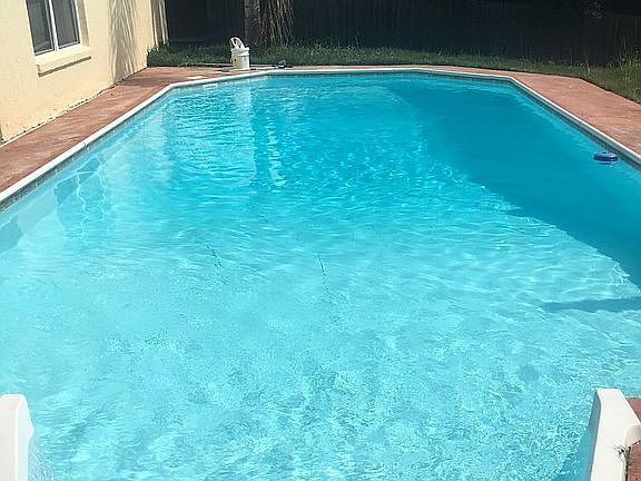 2nd image of 957 Dandridge Dr