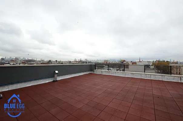 Rented by Blue Egg Realty Corp | media 35