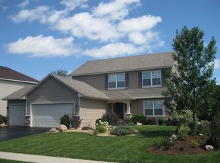 750 Riesgraf Rd, Carver, MN 55315