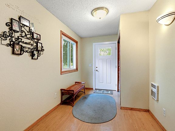 5th image of 3050 21st St S