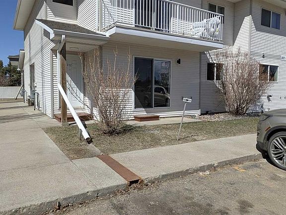 2nd image of 4917 E 68th St #101B