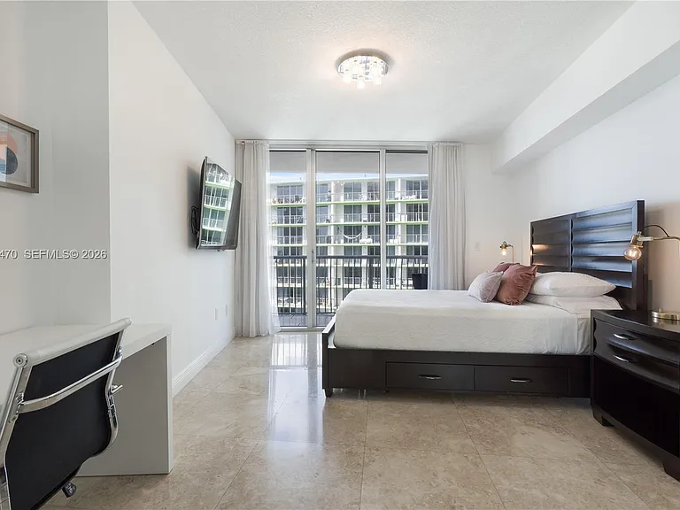 1750 N Bayshore Dr #3409 — Photo 11