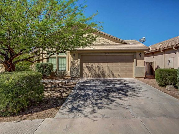 2nd image of 44034 W Windrose Dr